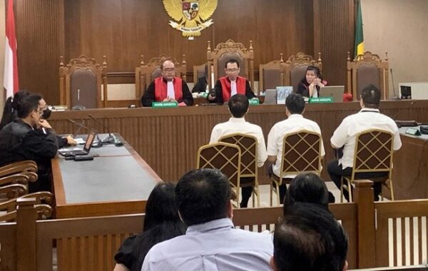 4 Terdakwa Kasus Korupsi LPEI Rp 992 M Divonis 6 hingga 9 Tahun Penjara